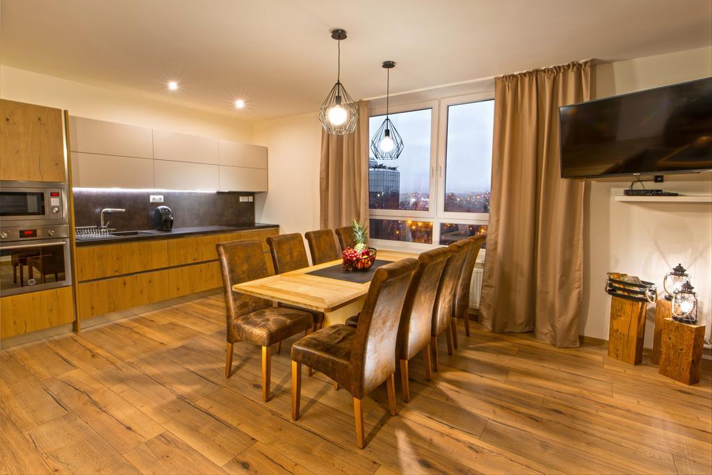 A-partman Sk - Main Square - Private Parking - Mountain View - Floor - 82 M2 公寓 *